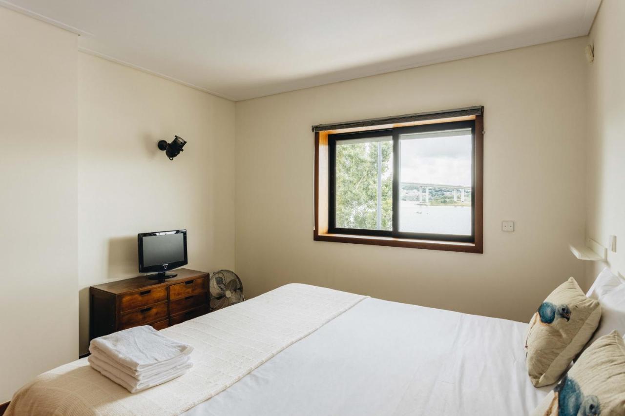 Riverfront Haven Family'S Choice With Free Garage OOporto Exterior foto
